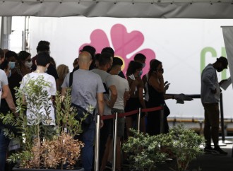 Il dato inglese insegna: più infetti tra i vaccinati over 50