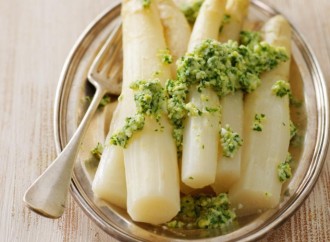 Asparagus Flemish-style