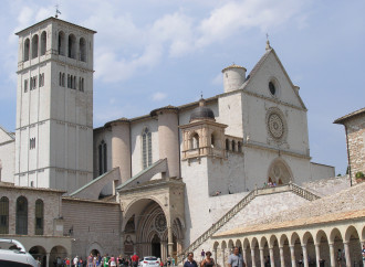 Il raduno mondialista che profana la Basilica di Assisi