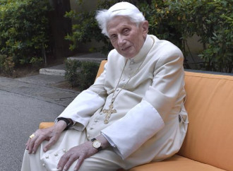 Ratzinger, la presenza lucida che veglia sulla Chiesa