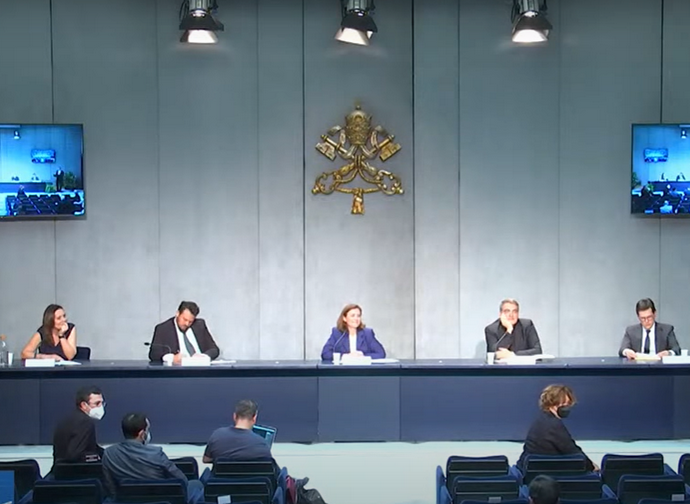 The press conference for the presentation of the World Meeting of Families