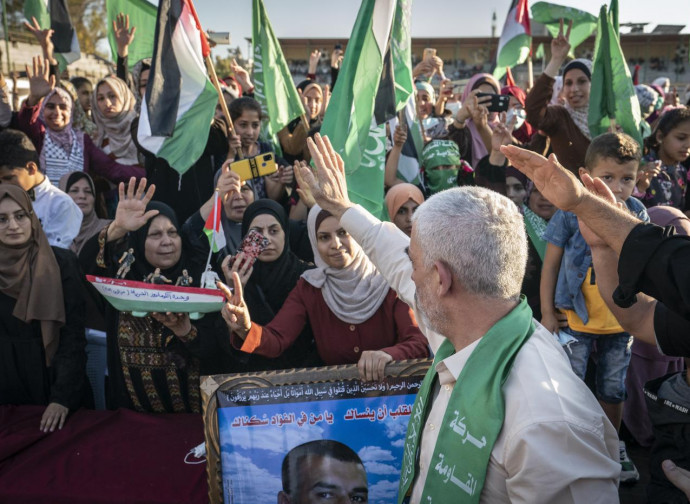 Hamas leaders cheered in Gaza