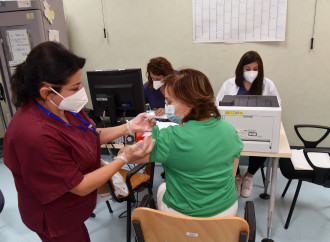 Esentò dal vaccino 4 pazienti: giudice assolve medico