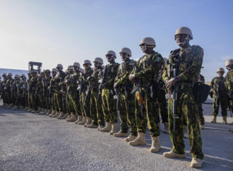 Kenyan police add violence to ongoing chaos