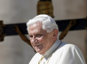 The mudslinging against Ratzinger resumes
