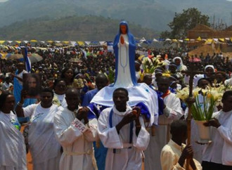 A priest from Rwanda: “I’ll tell you about Our Lady of Kibeho”