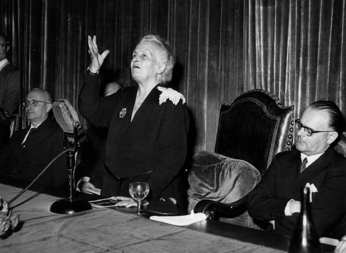 Maria Montessori gives a speech