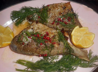 Sea bream with dill and pink peppercorns