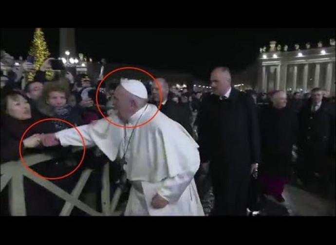 The Pope "slap"